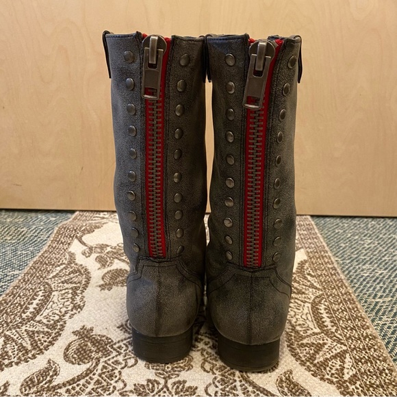 Madden Girl Galeriaa Charcoal Grey Pleather Lace-up Zippered Boots Sz 6 Like New - Picture 4 of 9